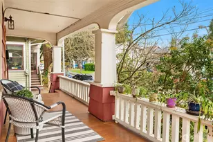 4511 1st Ave NE, Seattle, WA 98105 - Photo 2