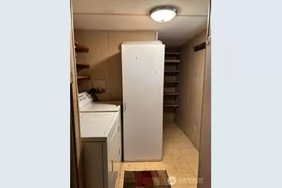 823 Cottonwood Drive, Enumclaw, WA 98022 - Photo 6