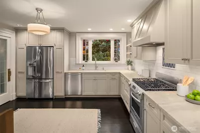 914 22nd Avenue E, Seattle, WA 98112 - Photo 18