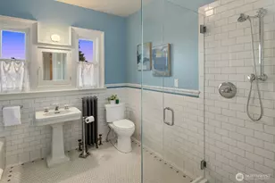 914 22nd Ave E, Seattle, WA 98112 - Photo 16