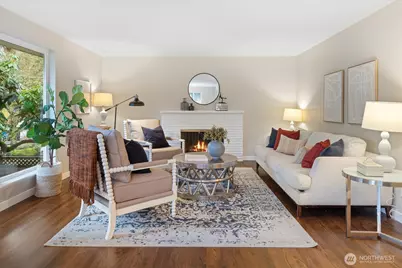 3203 NE 89th Street, Seattle, WA 98115 - Photo 2