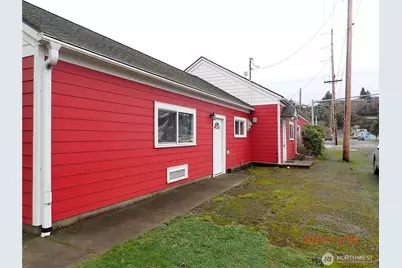 102 W Emerson Avenue, Hoquiam, WA 98550 - Photo 6