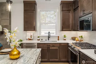 13472 (Hs 8) NE 112th Pl, Redmond, WA 98052 - Photo 6