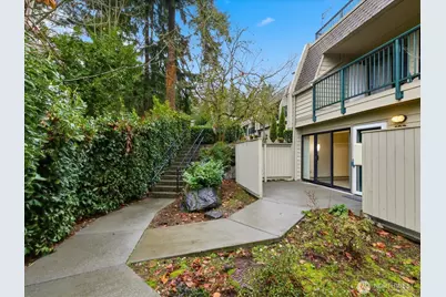 8835 166th Avenue NE #D102, Redmond, WA 98052 - Photo 2