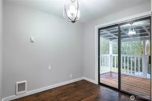 9228 Yakima Ave, Tacoma, WA 98444 - Photo 8