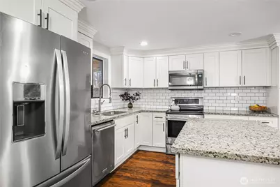 9228 Yakima Avenue, Tacoma, WA 98444 - Photo 6