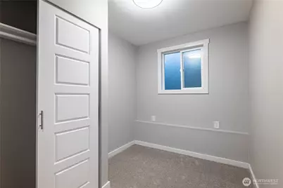 9228 Yakima Avenue, Tacoma, WA 98444 - Photo 32