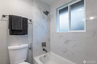 9228 Yakima Avenue, Tacoma, WA 98444 - Photo 22