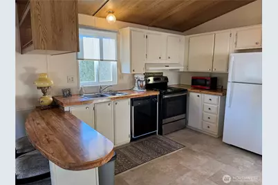 1608 N Western Avenue #15, Wenatchee, WA 98801 - Photo 4