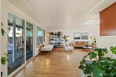 310 NE 161st Street, Shoreline, WA 98155 - Photo 12