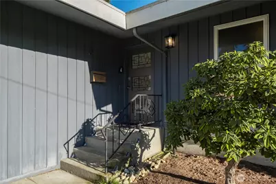 310 NE 161st Street, Shoreline, WA 98155 - Photo 4