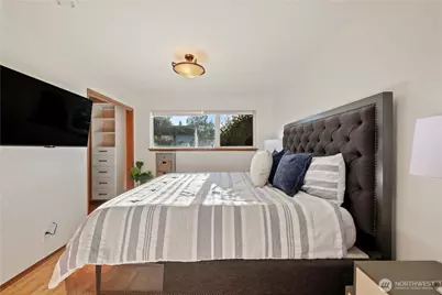 310 NE 161st Street, Shoreline, WA 98155 - Photo 28