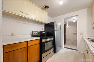 15726 Palatine Ave N, Shoreline, WA 98133 - Photo 10