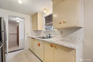 15726 Palatine Ave N, Shoreline, WA 98133 - Photo 8