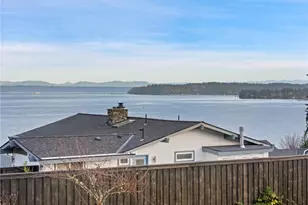 8154 E Seaview Dr, Port Orchard, WA 98366 - Photo 34