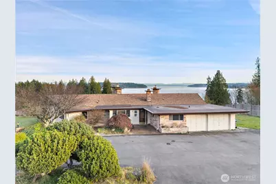 8154 E Seaview Drive, Port Orchard, WA 98366 - Photo 2