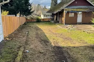 8633 S Thompson Ave, Tacoma, WA 98444 - Photo 2