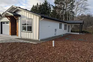 811 NE 357th St, Ocean Park, WA 98640 - Photo 2