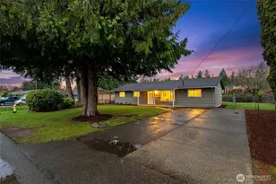 3718 NE 22nd Pl, Renton, WA 98056 - Photo 1