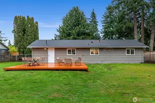 3718 NE 22nd Pl, Renton, WA 98056 - Photo 14