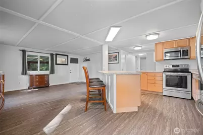 6978 Hannegan Road, Lynden, WA 98264 - Photo 12