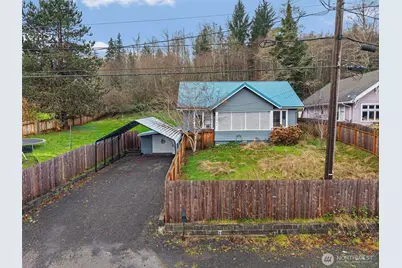 610 Barnhart Street, Raymond, WA 98577 - Photo 2