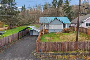 610 Barnhart St, Raymond, WA 98577 - Photo 2