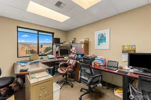 10 N Chelan Ave, Wenatchee, WA 98801 - Photo 40