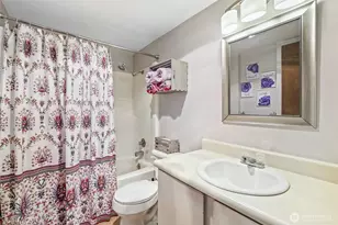 8601 Zircon Dr SW, Lakewood, WA 98498 - Photo 18