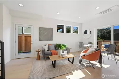 7322 11th Avenue NE #B, Seattle, WA 98115 - Photo 4