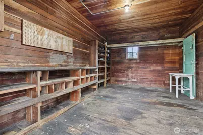 537 McNaught Road S, Roy, WA 98580 - Photo 26