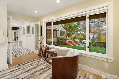 3530 W Laurelhurst Drive NE, Seattle, WA 98105 - Photo 16