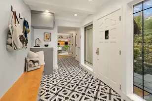 3530 W Laurelhurst Dr NE, Seattle, WA 98105 - Photo 2