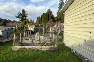 4976 Carlie Dr, Langley, WA 98260 - Photo 6