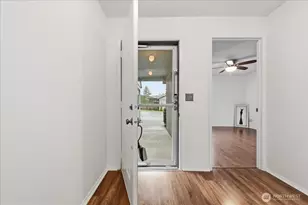 13102 NW 8th Way, Vancouver, WA 98685 - Photo 4