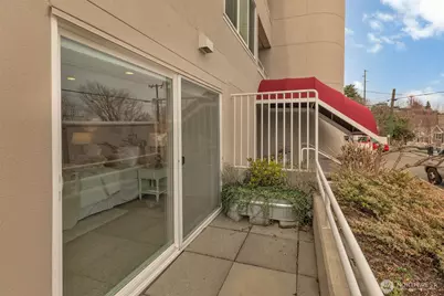 1231 5th Avenue N #101, Seattle, WA 98109 - Photo 28