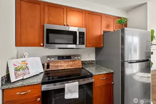 4831 Fauntleroy Wy SW, Seattle, WA 98116 - Photo 10