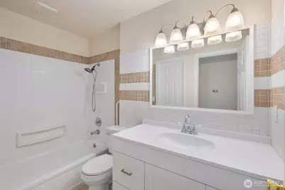 14510 124th Avenue NE #C28, Kirkland, WA 98034 - Photo 12