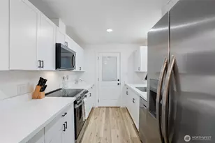 2220 Trenton Ave, Bremerton, WA 98310 - Photo 14