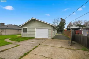 2245 36th Ave, Longview, WA 98632 - Photo 2
