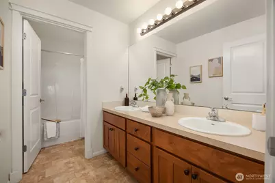 1512 24th Avenue NE, Issaquah, WA 98029 - Photo 34