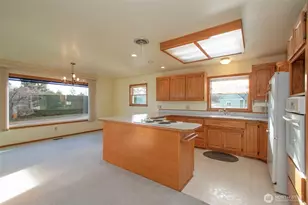 186 Rebel Ln, Port Angeles, WA 98362 - Photo 16