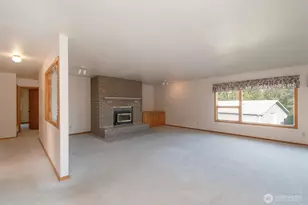 186 Rebel Ln, Port Angeles, WA 98362 - Photo 6