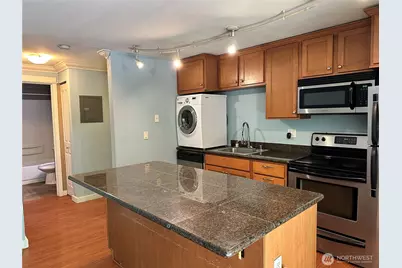 23453 16th Avenue S #A102, Des Moines, WA 98198 - Photo 4