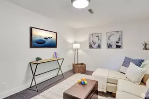 19134 SE May Valley Rd, Issaquah, WA 98027 - Photo 12