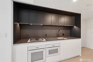 300 Virginia St, Seattle, WA 98121 - Photo 4