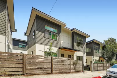 8718 42nd Avenue S, Seattle, WA 98118 - Photo 2
