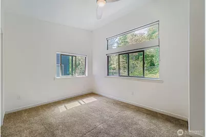 8718 42nd Avenue S, Seattle, WA 98118 - Photo 14