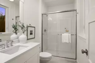 17210 NE 95th St, Redmond, WA 98052 - Photo 32