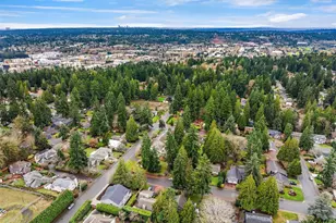 17210 NE 95th St, Redmond, WA 98052 - Photo 38